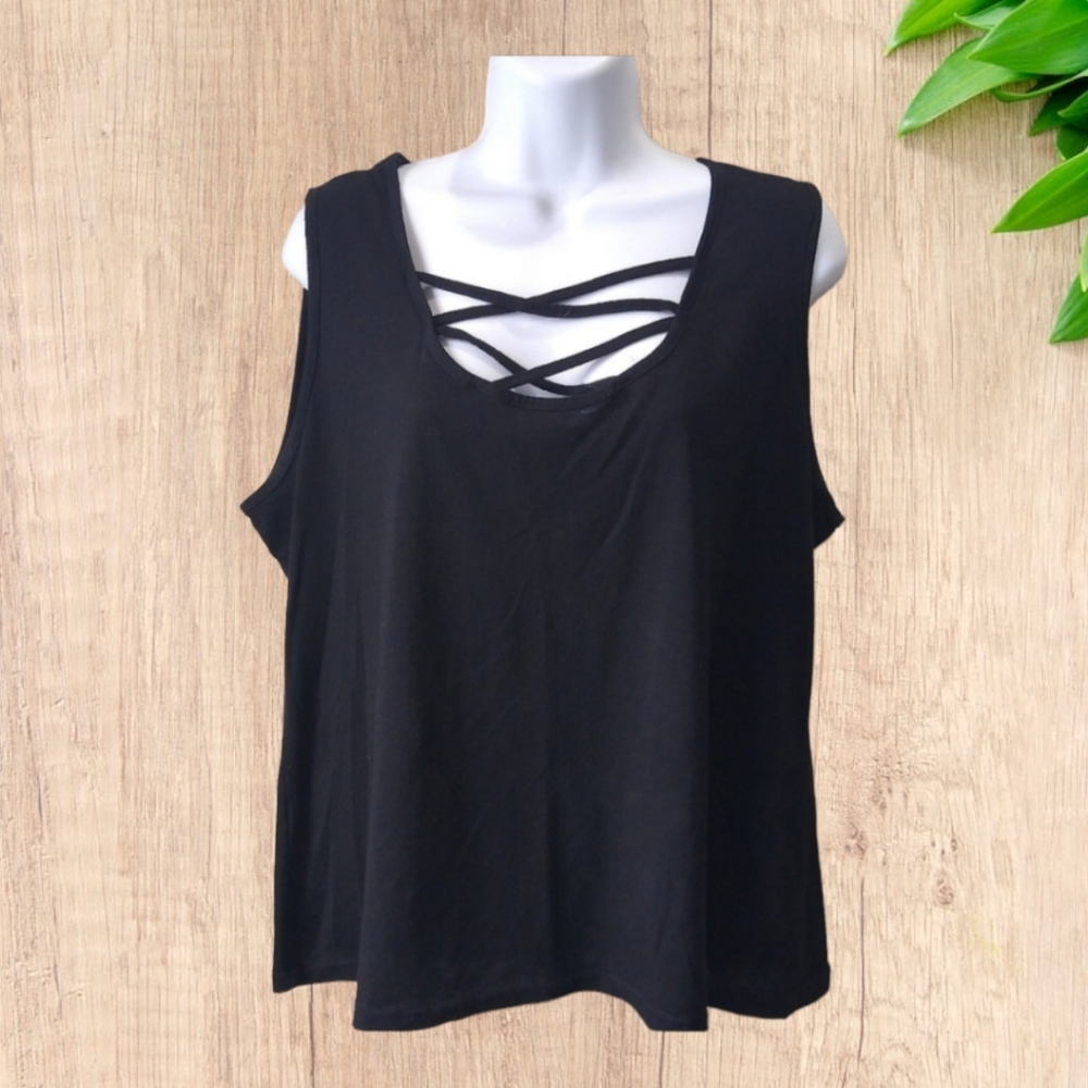 Plus Size Tank Top 3XL fits more like a medium
